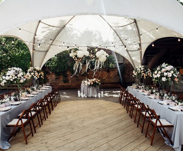 5 Reasons To Choose A Sailcloth Tent For Your Wedding