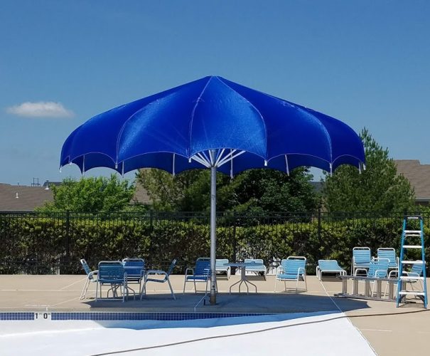 Consider the Essentials When Looking for a Commercial Patio Umbrella