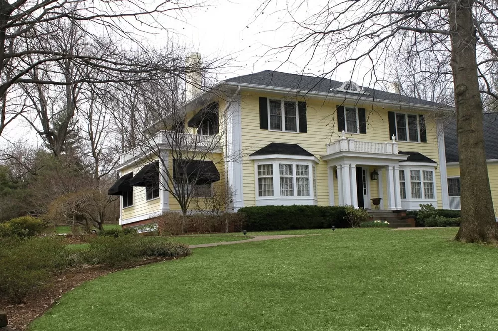 RESIDENTIAL-AWNINGSawning-residential-0-0-photo-yellowhouse