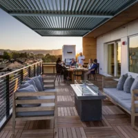 Outdoor-Dinning-Pergola